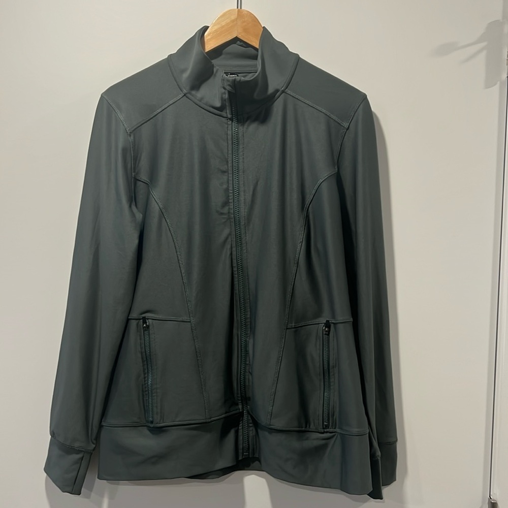 Zip-up Long-sleeve Sports Top
